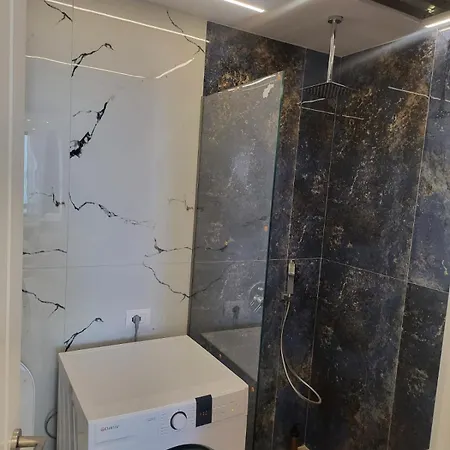 Ademi Luxury Ionian Bay 公寓 Sarandë
